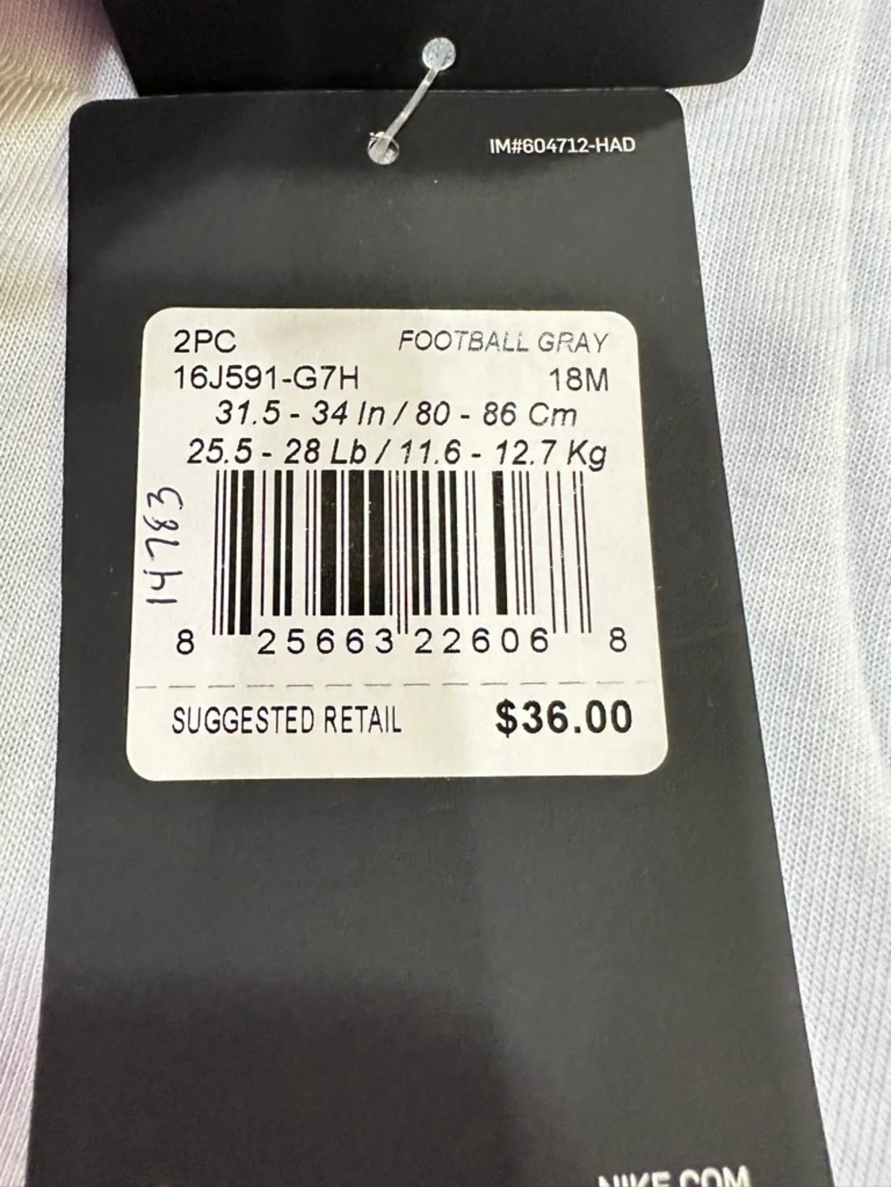 Girl’s Nike Shorts Set - Picture 11 of 12